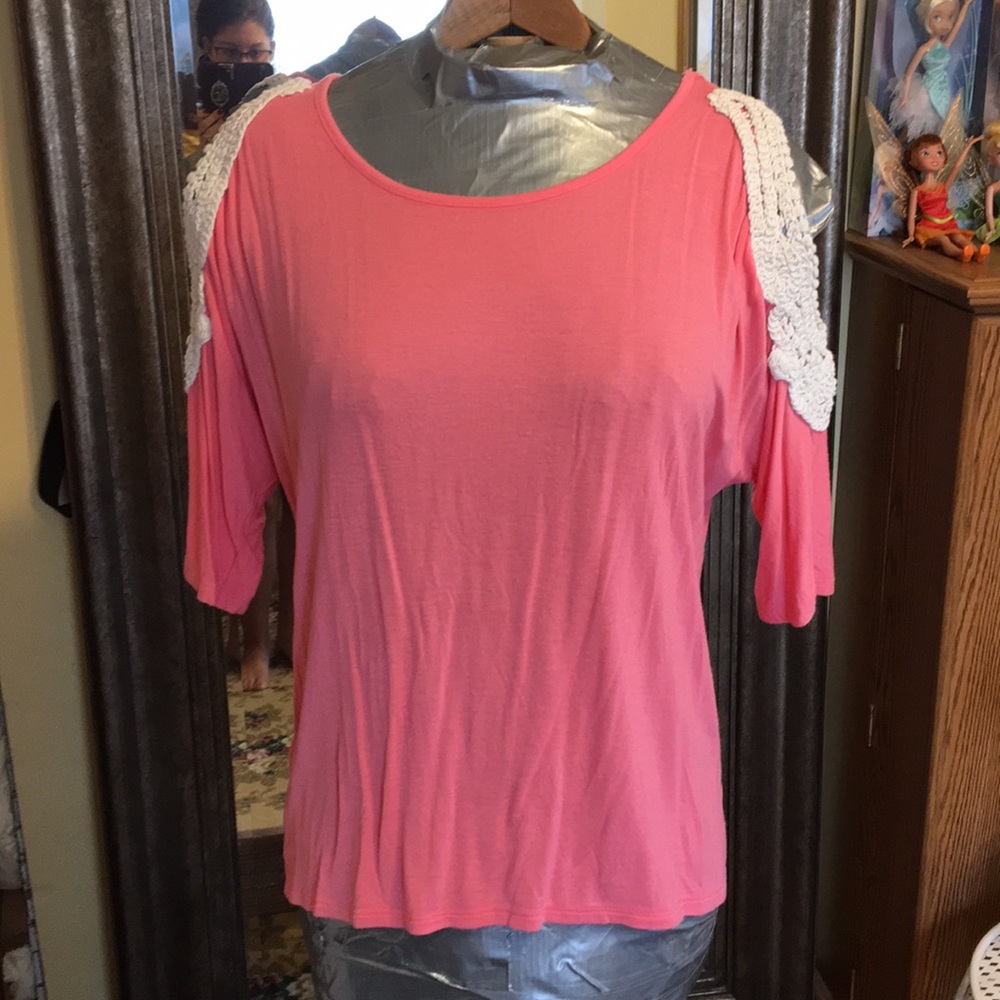 Cold shoulder tshirt